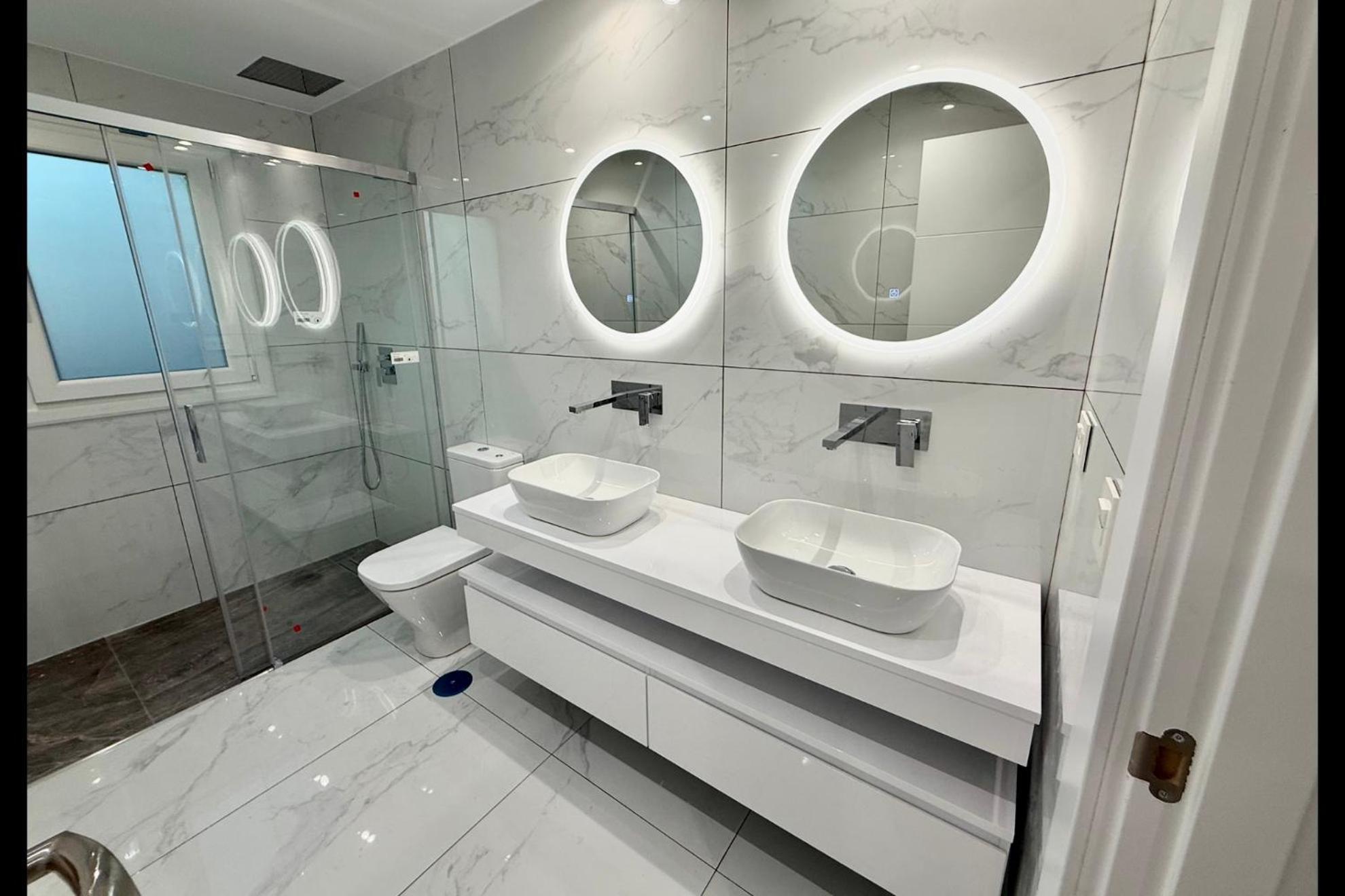 Mi Capricho A12 - Luxury Beachfront Apartment- Costa Del Sol