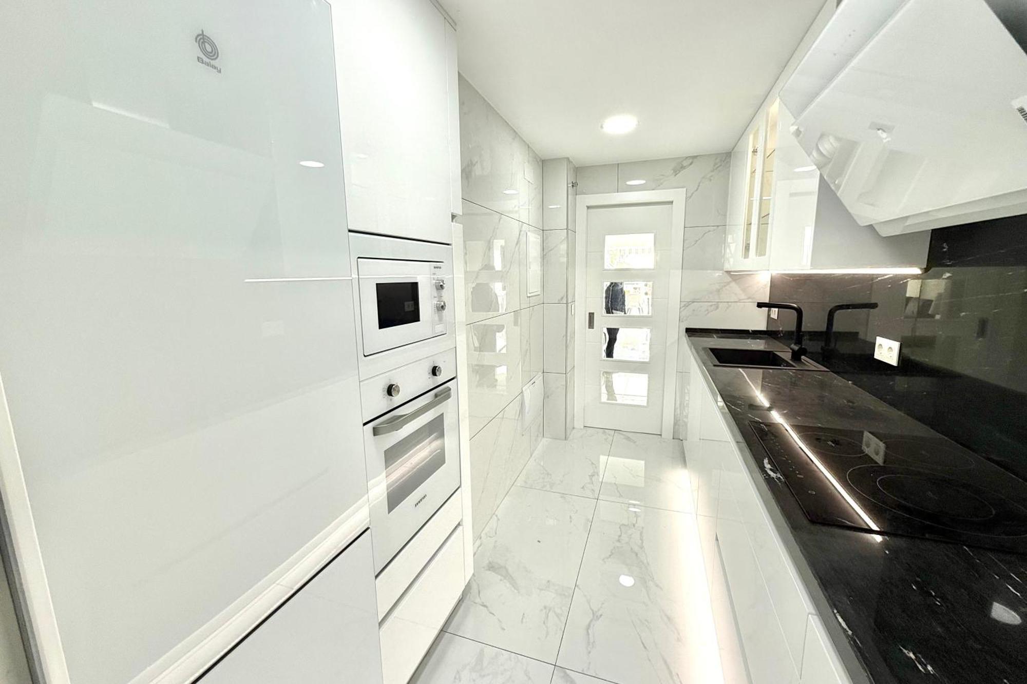 Mi Capricho A12 - Luxury Beachfront Apartment- Costa Del Sol Apartamento