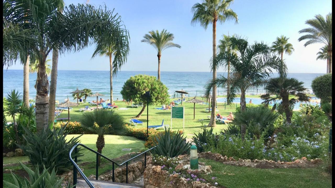 Mi Capricho A12 - Luxury Beachfront Apartment- Costa Del Sol